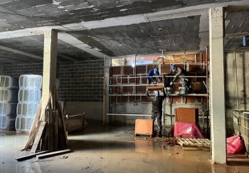 Cierre de escalera y trastero 