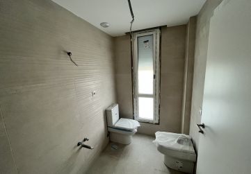 vista baño con sanitarios instalados