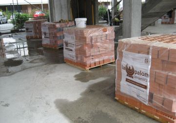 Acopio ladrillo caravista