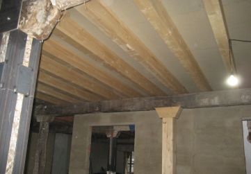 SUSTITUCION PILAR DE MADERA 3ª PLANTA