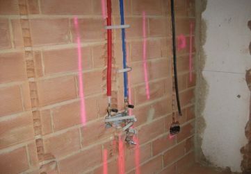 INSTALACIÓN FONTANERÍA