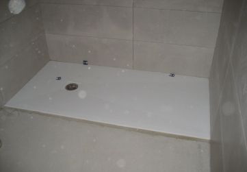 Colocación platos de duchas