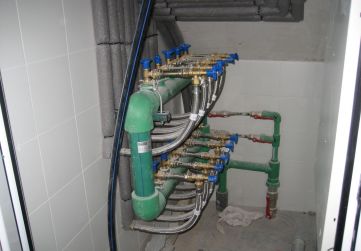Cuarto contadores de agua